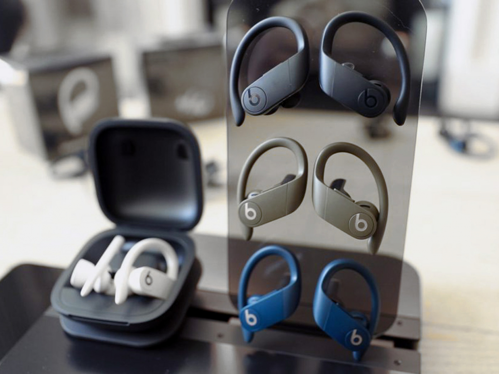 when did the powerbeats pro come out